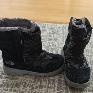 The North Face Black Quilted Winter Boots
